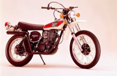 107 Yamaha XT550 1976