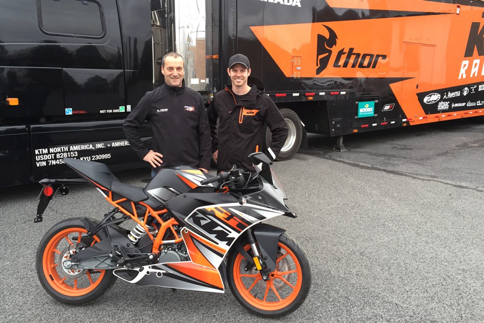 KTM_RC380-pickup-01