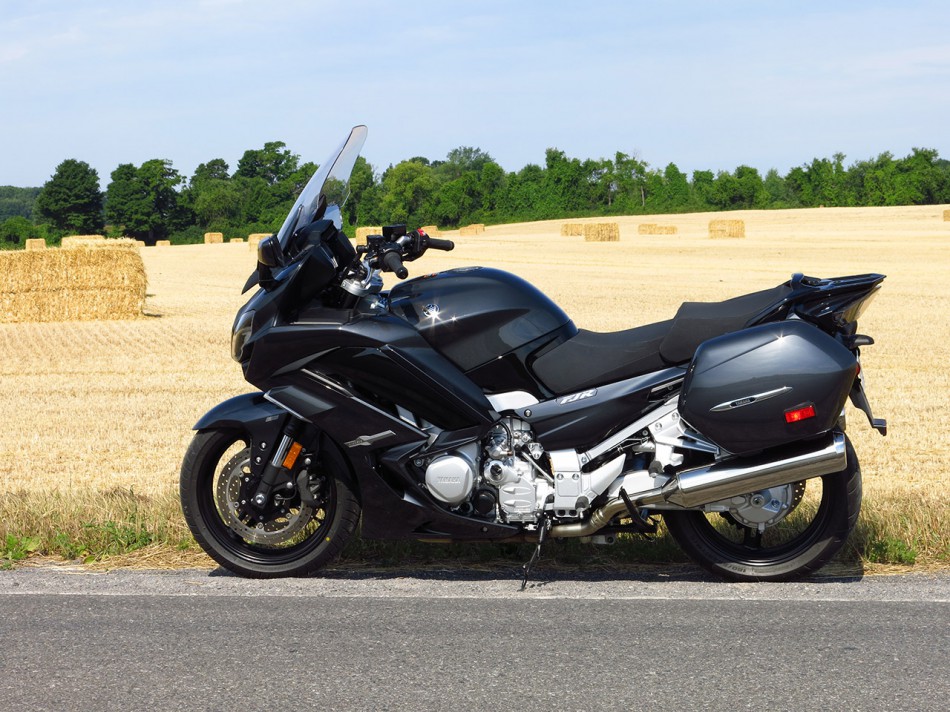 Essai Yamaha Fjr1300es 2016 Motoplusca
