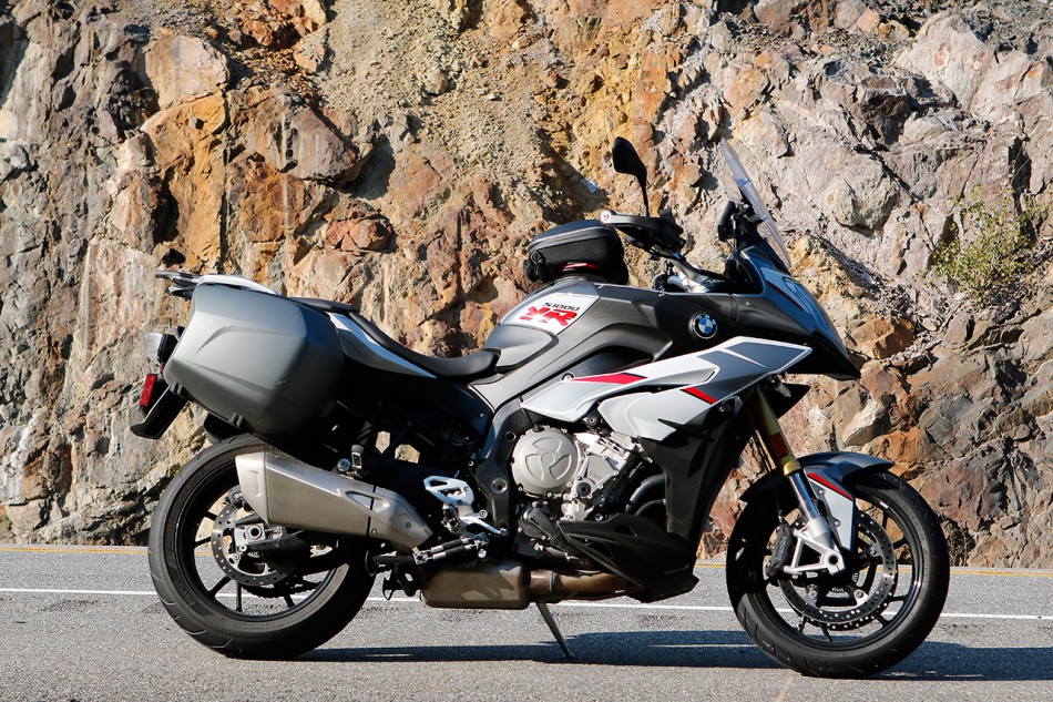 BMW_S1000XR-Outaouais-04