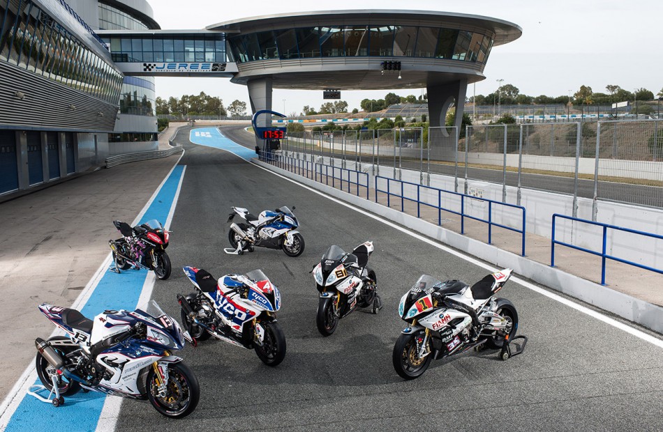 01-group-s1000rr