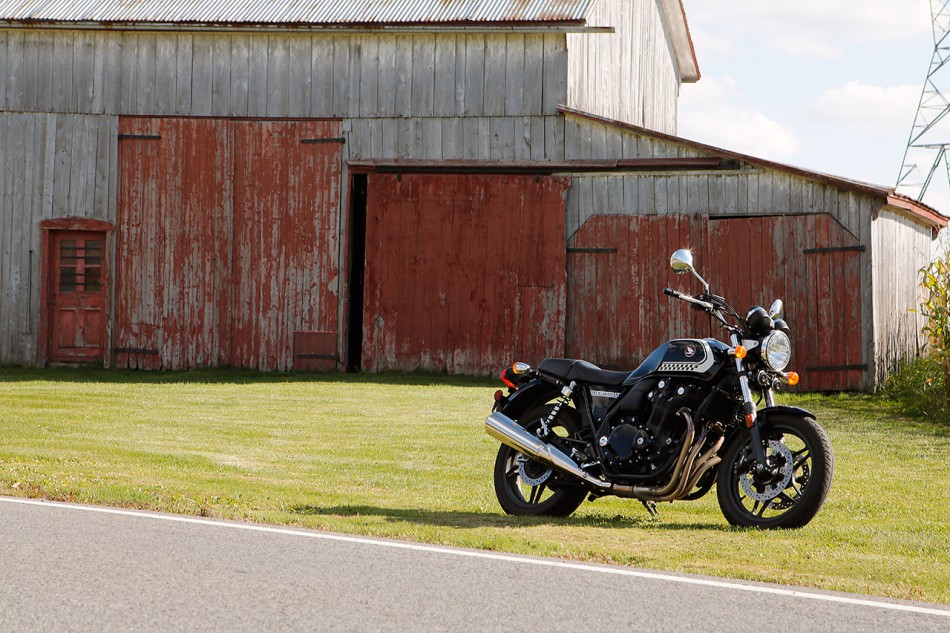 essai_honda_cb1100-2016-00