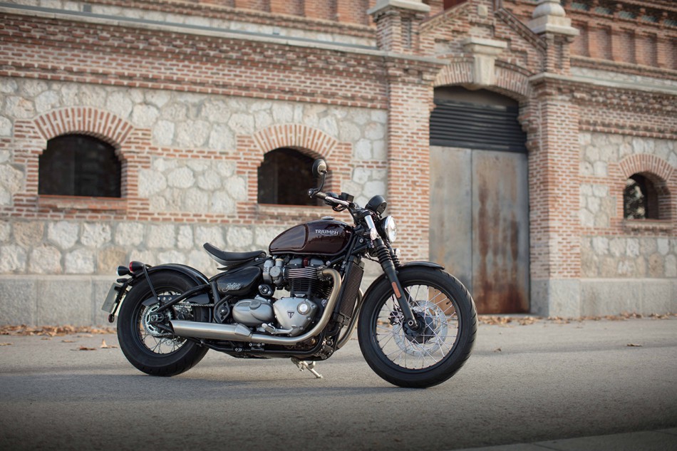 lancement-triumph-bonneville_bobber-location-00