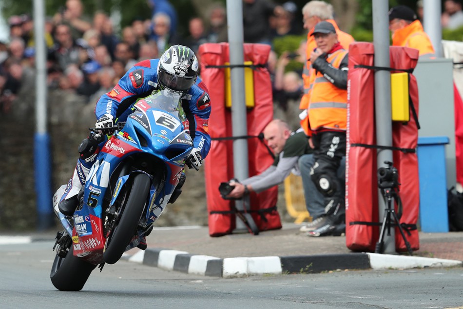 IOMTT-SeniorTT-M-Dunlop