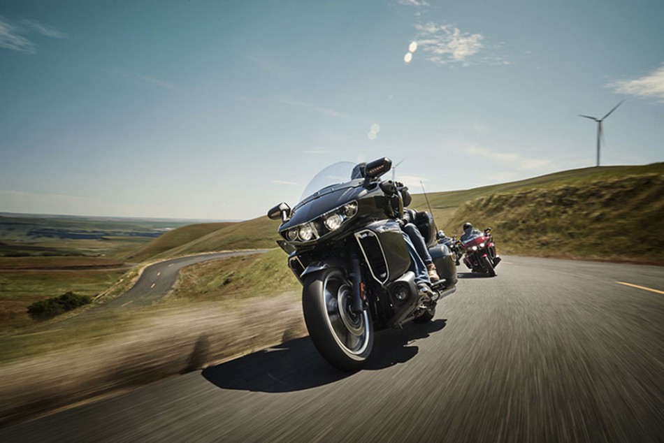 Yamaha-star-venture-2018-02