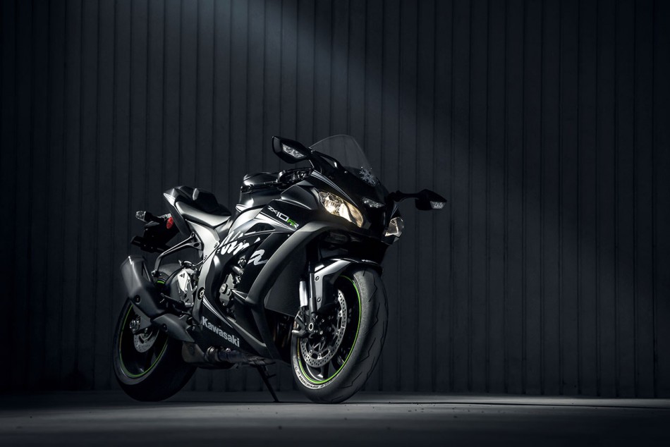 Kawasaki_ZX-10RR_2018-00