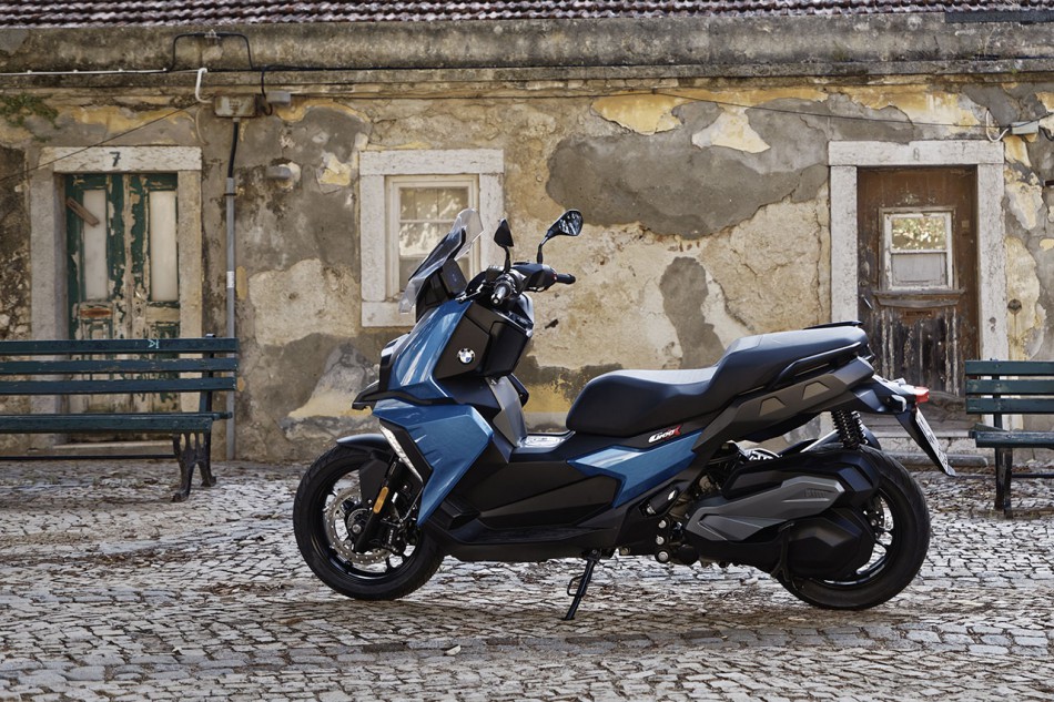 2018_bmw-c-400-03