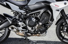 2018-Yamaha-MTT09-Detail-04