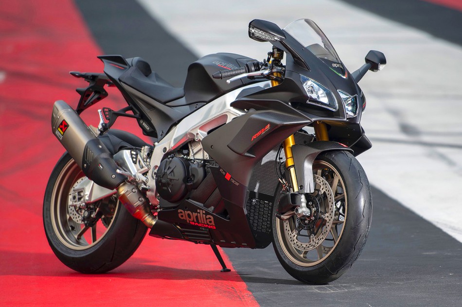 2019-Aprilia-RSV4-1100-Factory-superbike-01