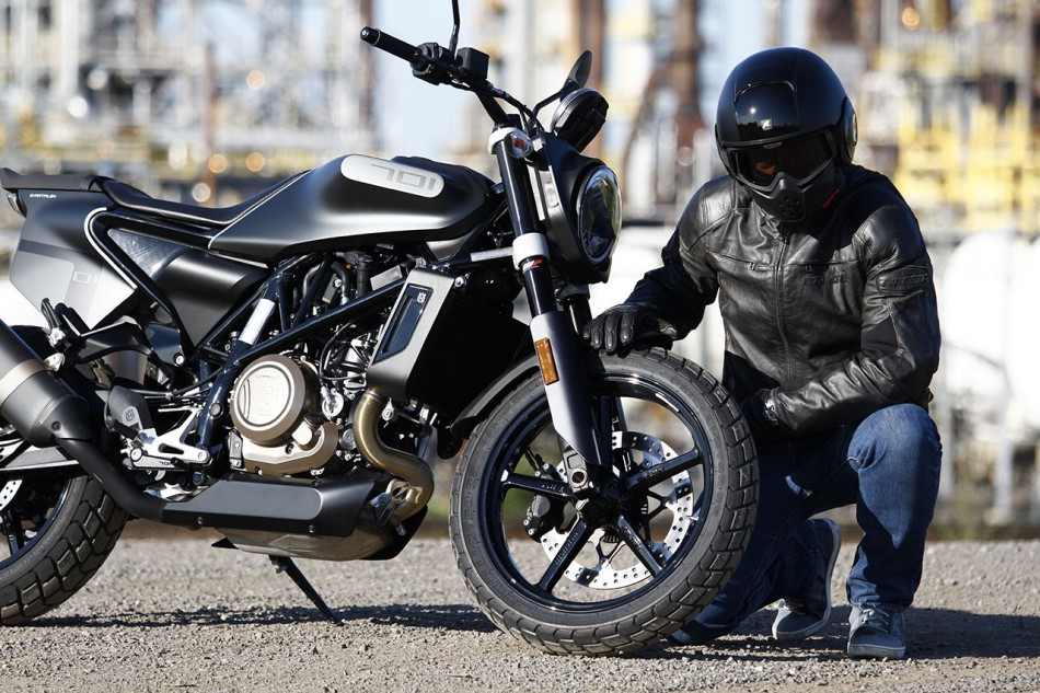 Husqvarna_Svrtpilen_701-ambiance-07