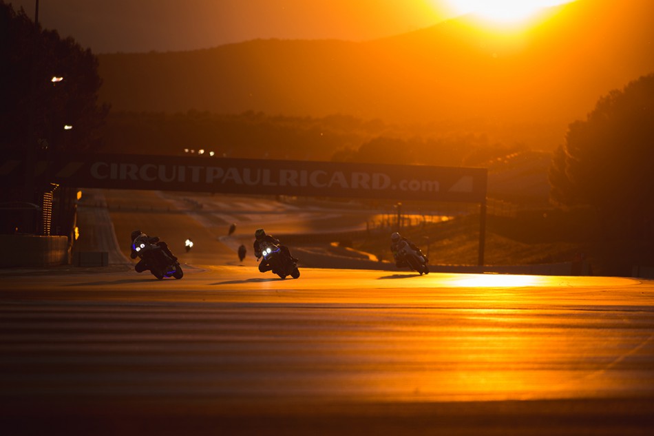 Ambiance course crépuscule