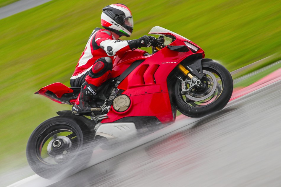 2020-DUCATI_PANIGALE V4_13