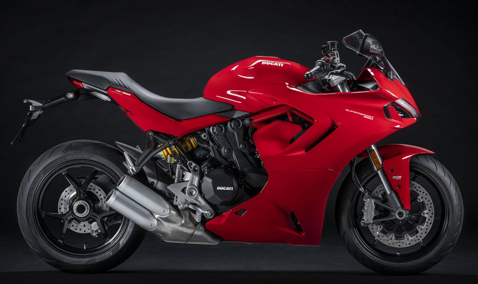 2021-DUCATI_SUPERSPORT_950-01