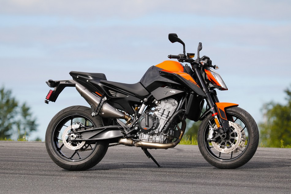 2021 ktm 890