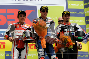 podium race 2