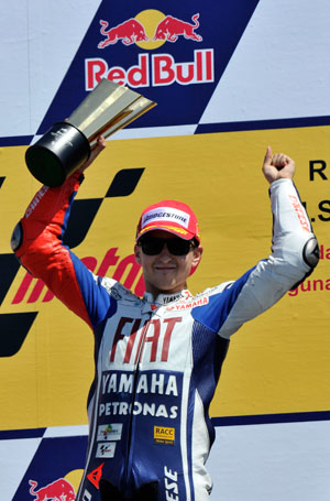 Lorenzo-podium