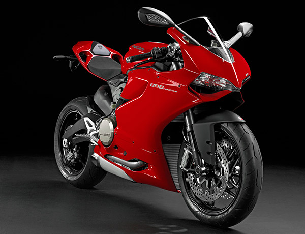 La 899 Panigale est aussi offerte en rouge Ducati, pour un surplus de 300$.