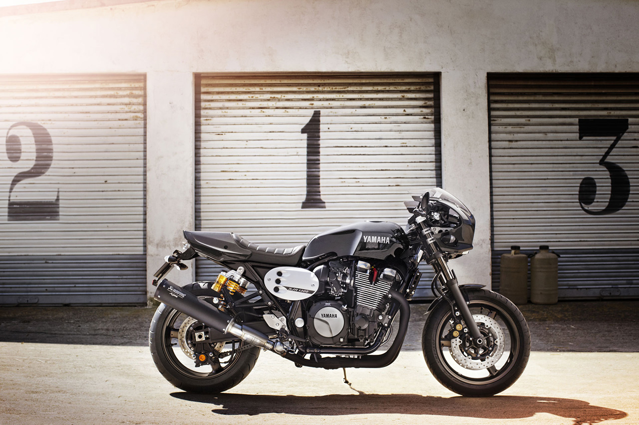 Intermot_2014-Yamaha_XJR1300-Racer