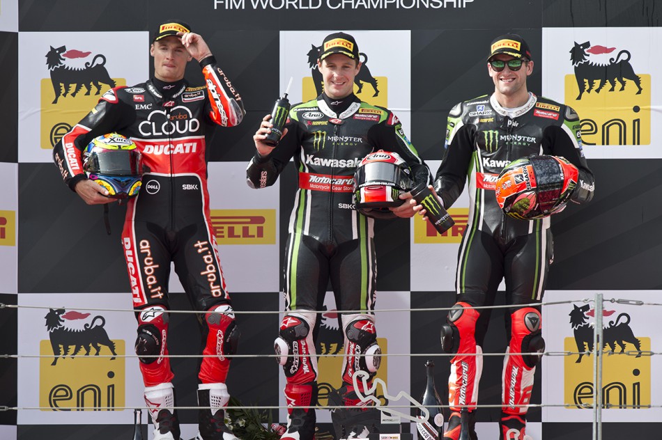 Dans l'ordre habituel: Davies, Rea, Sykes