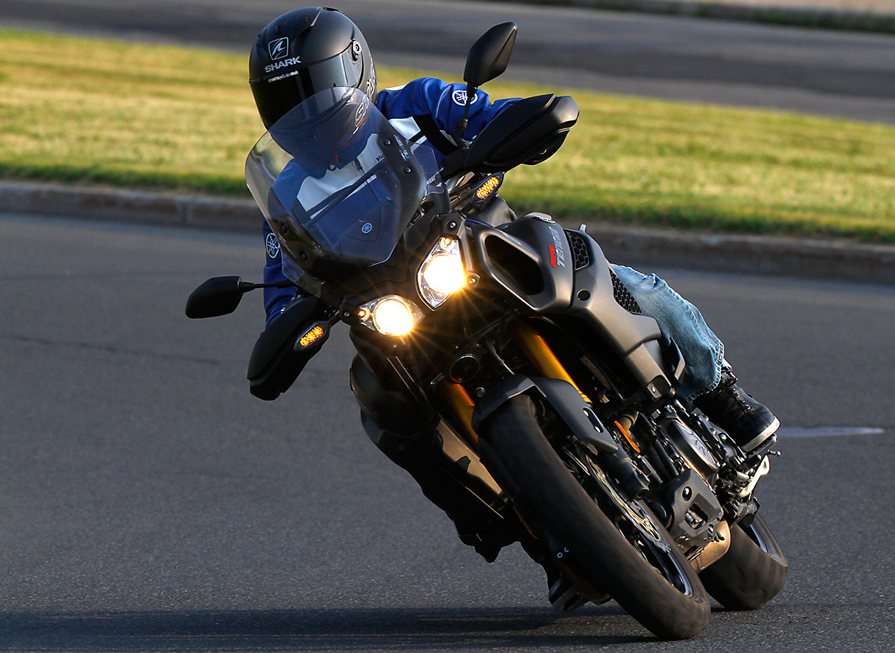 Comprendre la dynamique moto (1/2) – Passion Moto Sécurité