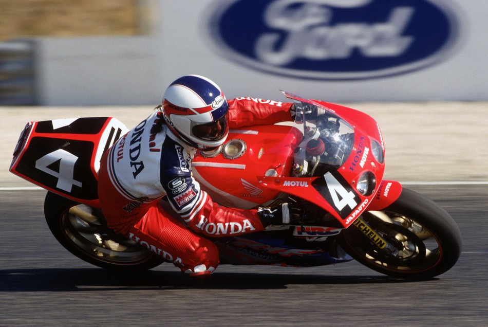 Miguel au guidon de la Honda RVF d'endurance lors du Bol d'Or 1989