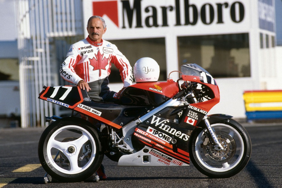 Yvon Duhamel au circuit Paul Ricard pour les Bol d'Or 1988. À 48 ans, il s'alignait au départ de cette course prestigieuse en compagnie de ses fils Miguel et Mario.