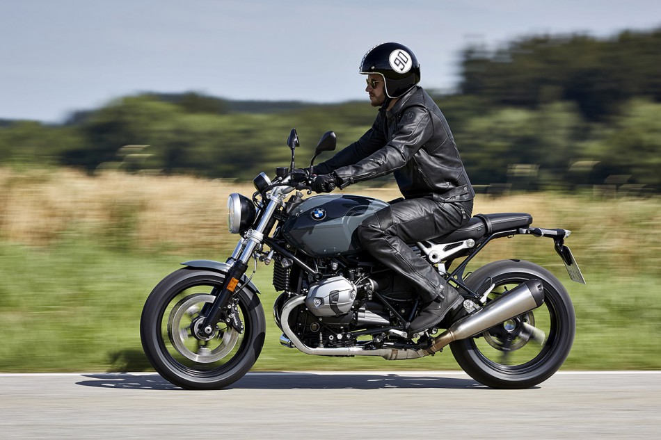 bmw_ninet_pure-02