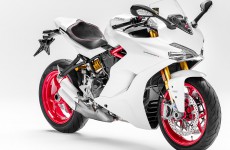 ducati_supersport_s-01-230x150