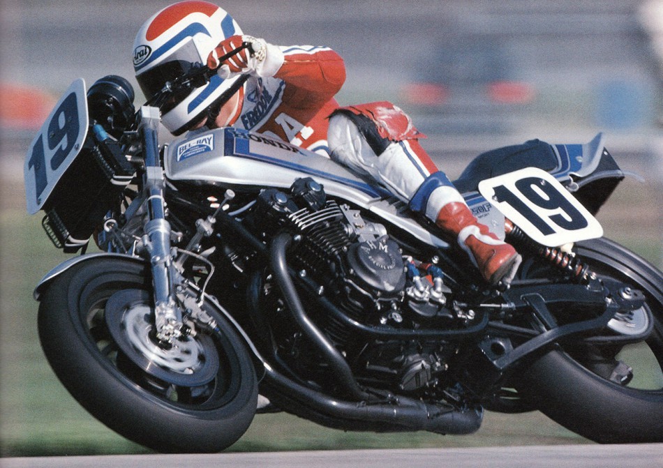 Freddie Spencer au guidon d'un Superbike Honda, à Daytona, au début des années 80