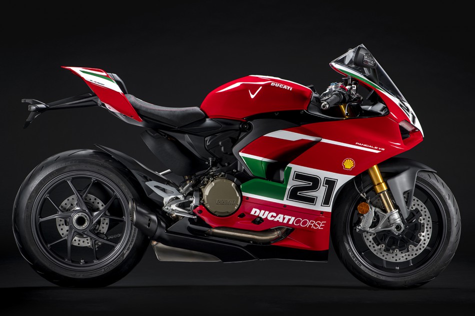 2022-Ducati-PanigaleV2_Bayliss_1stChampionship20thAnniversary _06