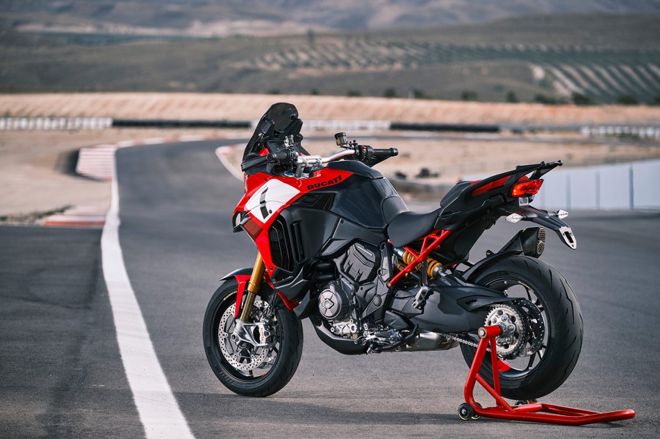 2022_Ducati_Multistrada_V4_PikesPeak-05