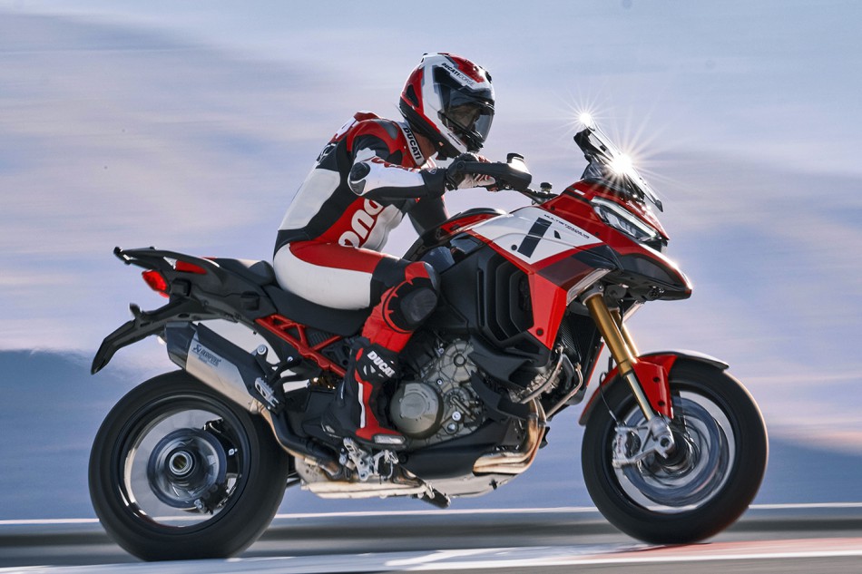 2022_Ducati_Multistrada_V4_PikesPeak-08