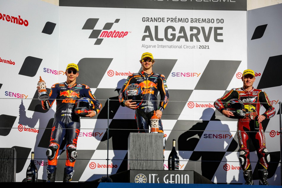 2021 — Victoire à Portimao avec l'écurie Red Bull KTM Ajo