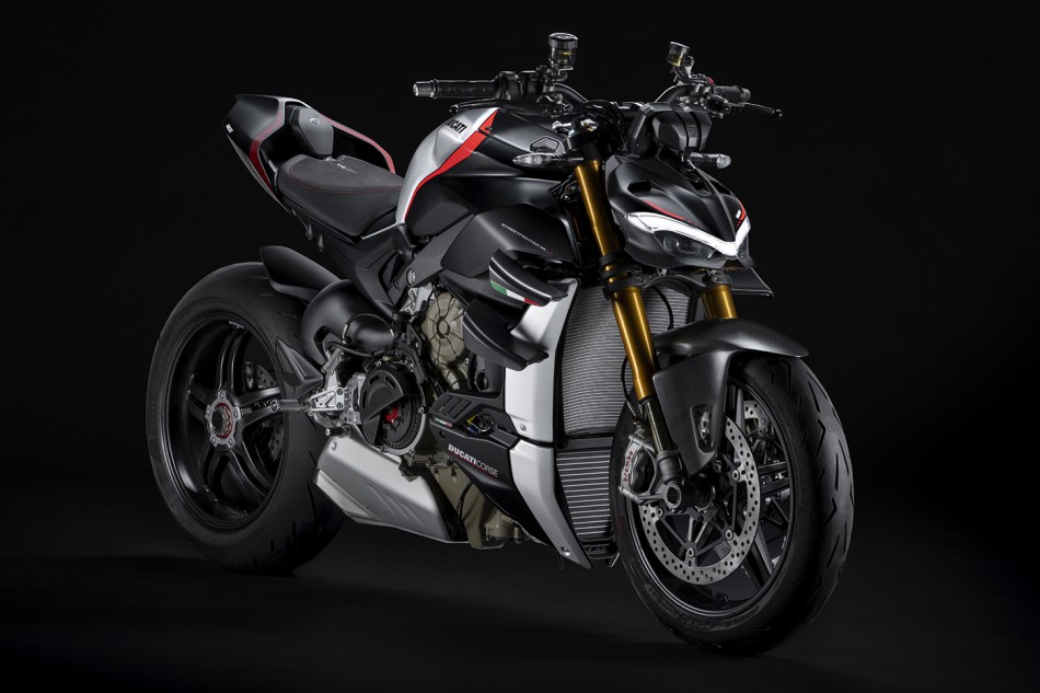 2022_Ducati_Streetfighter_V4_SP-01