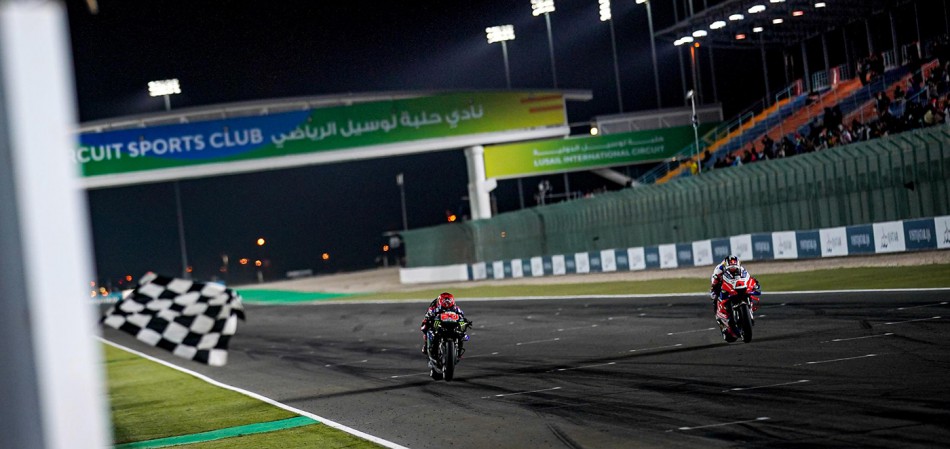 Johann Zarco (5) vient coiffer Fabio Quartararo (20) sur le fil pour la huitième place. Un week-en à oublier pour les deux Français