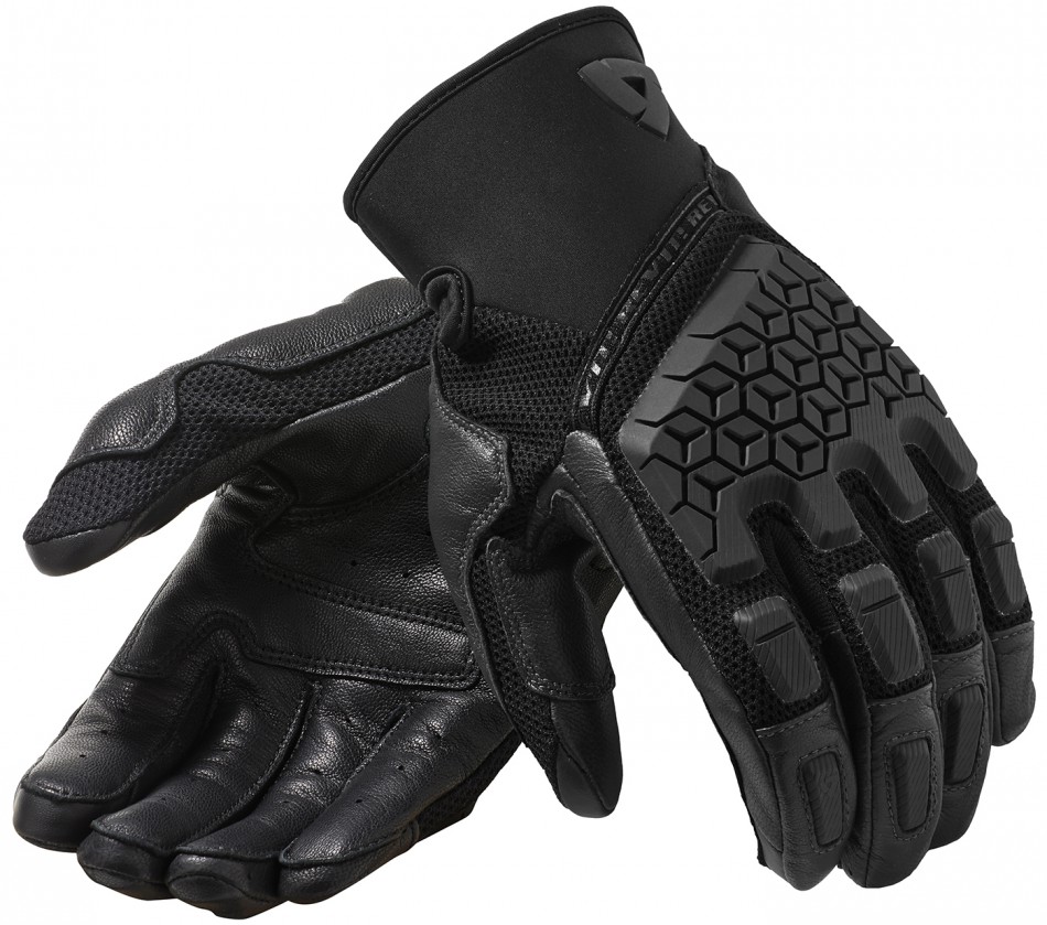 REVIT-SS21-Caliber_Gloves-02