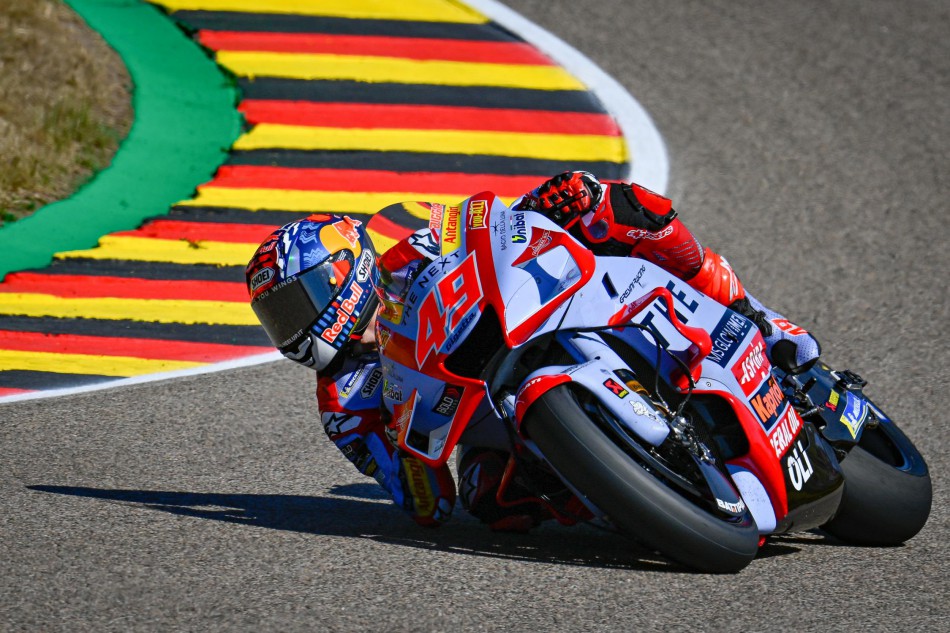 Alex Marquez tourne le dos à Honda et rejoint Fabio Di Giannantonio chez Gresini Racing MotoGP. Souhaitons-lui plus de chance sur Ducati